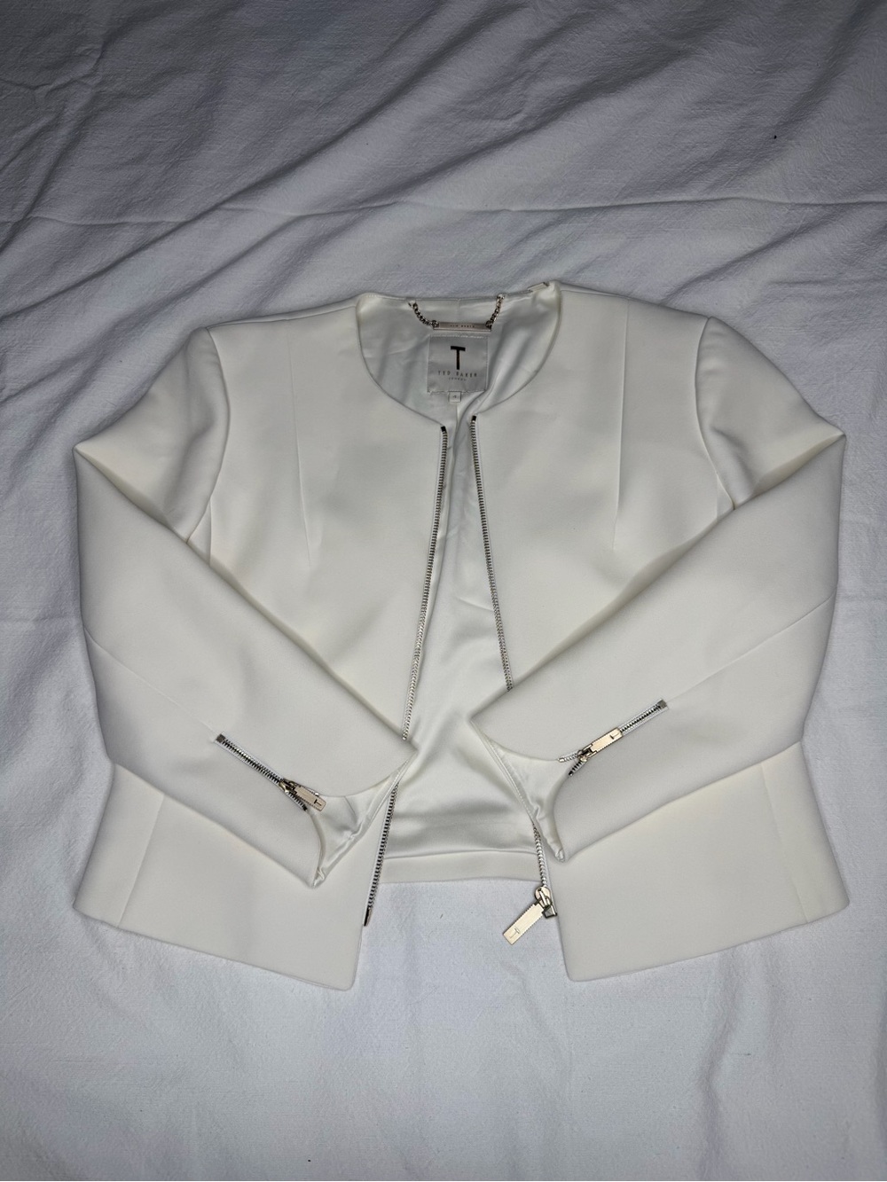 Ted Baker Round Neck Long Sleeve Zipper Jacket White with Gold Top Women’s Size4